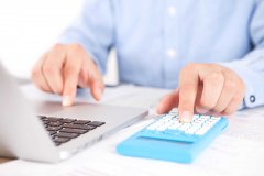 股票K线分析:底部区域的普通大阴线